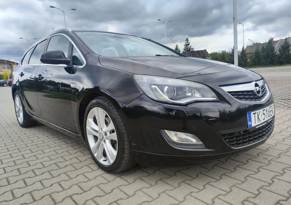 Opel Astra cena 22600 przebieg: 182000, rok produkcji 2011 z Kielce małe 29